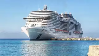 Por primera vez en varios meses, tres hoteles flotantes anclarán el domingo; uno en Punta Langosta y dos en el SSA México