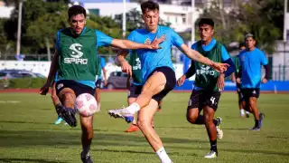 El partido entre estos conjuntos tendrá verificativo el sábado a las 15:00 horas