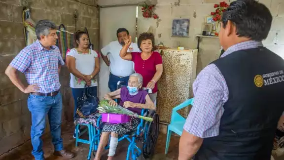 Carmela Negrete Cervantes es una de las mujeres más longevas de Yucatán Carmela Negrete Cervantes es una de las mujeres más longevas de Yucatán
