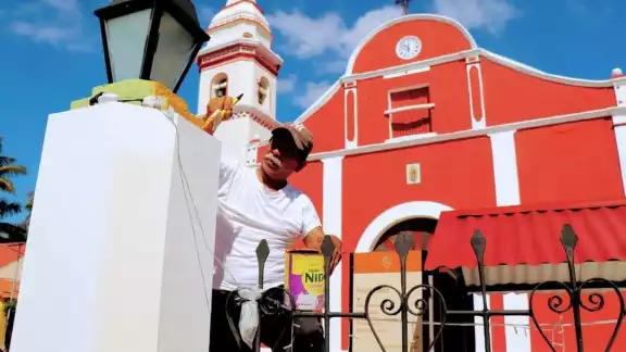 La Iglesia de Palizada fue pintada con los colores autorizados por el INAH, pasa su conservación La Iglesia de Palizada fue pintada con los colores autorizados por el INAH, pasa su conservación