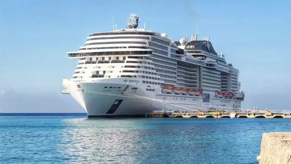 Por primera vez en varios meses, tres hoteles flotantes anclarán el domingo; uno en Punta Langosta y dos en el SSA México Por primera vez en varios meses, tres hoteles flotantes anclarán el domingo; uno en Punta Langosta y dos en el SSA México