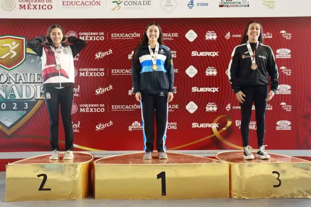 Mariana Ortega se suma a Regina Alférez como medallistas yucatecas en competencias de natación