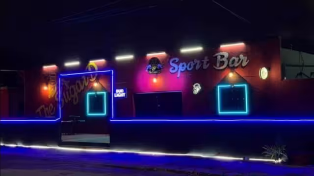 El Sport Bar en Cancún fue cateado debido a las investigaciones que realiza la FGE Quintana Roo por detenciones recientes