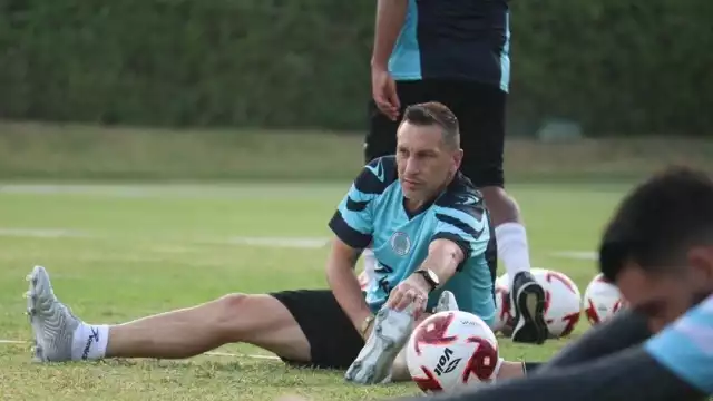 Además del tradicional pastel de cumpleaños los jugadores cantaron sus respectivas 'mañanitas'