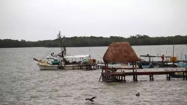 Cerca de la once de la noche se reportó al puerto de Chiquilá que se llevaba un pescador descompresiónado y de gravedad