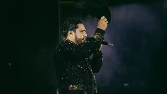 Julión estuvo en la plaza de Cancún el fin de semana pasada. Foto Instagram Julión estuvo en la plaza de Cancún el fin de semana pasada. Foto Instagram