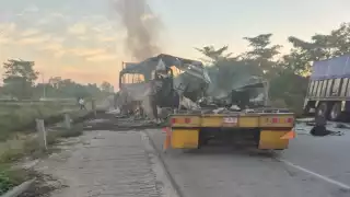  Accidente en Escárcega: Familiares acusan que han encontrado restos humanos      