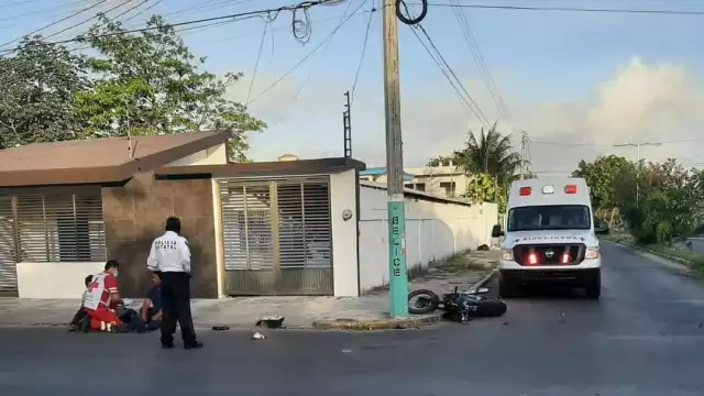 Los paramédicos atendieron a la lesionada; los conductores de las unidades llegaron a un acuerdo