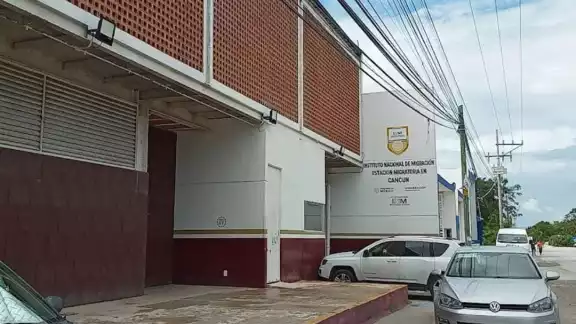 La Estación Migratoria de Cancún resguarda a los migrantes que no tienen documentos para comprobar su estad´ía en México La Estación Migratoria de Cancún resguarda a los migrantes que no tienen documentos para comprobar su estad´ía en México