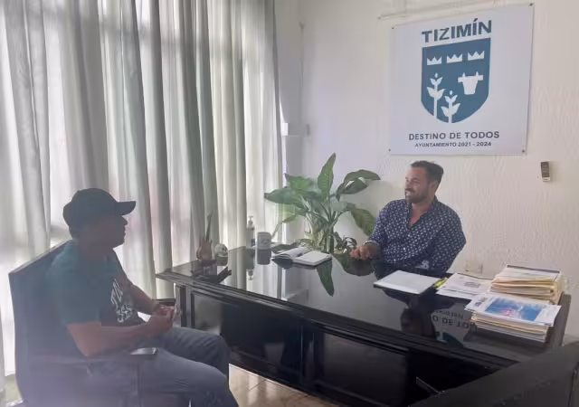 Empleados del Ayuntamiento denuncian que el alcalde Pedro Couoh Suaste los trata despóticamente