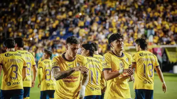 El jugador azulcrema rompe con los esquinas de la revista