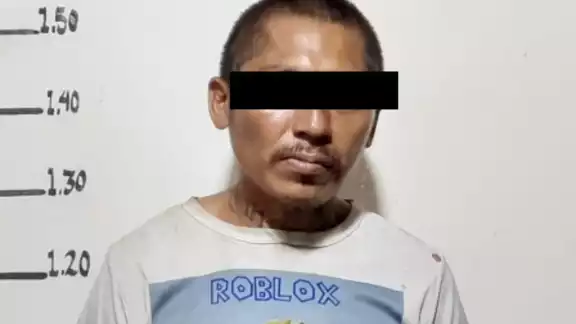 El hombre intentó agredir a los oficiales durante su detención por lo que fue consignado a las celdas del cuartel Morelos El hombre intentó agredir a los oficiales durante su detención por lo que fue consignado a las celdas del cuartel Morelos