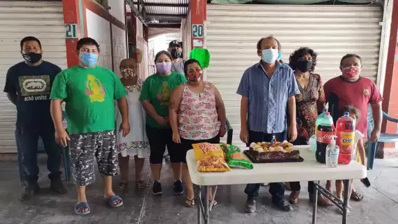 Sirve como un centro de abastos para la colonia del Bosque, Reforma, Isabel Tenorio, entre otras Sirve como un centro de abastos para la colonia del Bosque, Reforma, Isabel Tenorio, entre otras