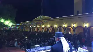 El concierto tuvo lugar a un lado del Palacio Municipal