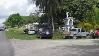 Hallan a hombre sin vida y sin ropa en la carretera Escárcega-Xpujil