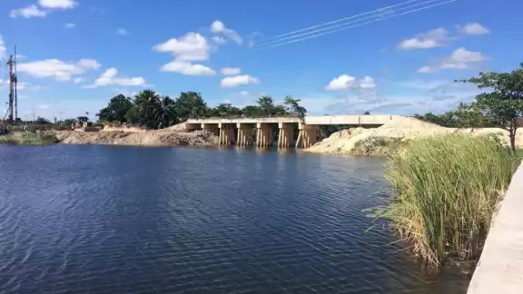 Por las obras realizadas, el puente del ferrocarril de Candelaria está a punto de desaparecer Por las obras realizadas, el puente del ferrocarril de Candelaria está a punto de desaparecer