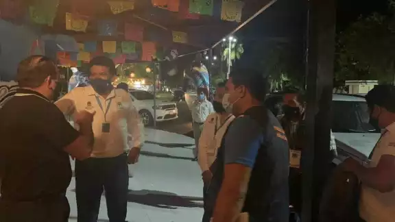 Se detectó que un restaurante no complía con las especificaciones de salud. Foto: Abraham Cohuó Se detectó que un restaurante no complía con las especificaciones de salud. Foto: Abraham Cohuó
