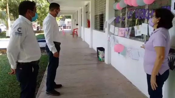 De acuerdo con los denunciantes, el acosador es maestro de la menor en el Colegio de Bachilleres de Yucatán y ya tiene una denuncia en la Fiscalía De acuerdo con los denunciantes, el acosador es maestro de la menor en el Colegio de Bachilleres de Yucatán y ya tiene una denuncia en la Fiscalía