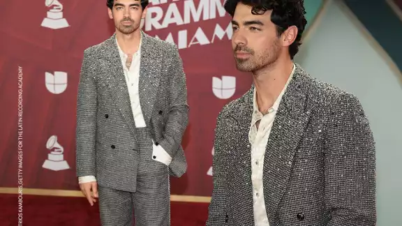 Joe Jonas canta en los Latin Grammys 2024. Joe Jonas canta en los Latin Grammys 2024.