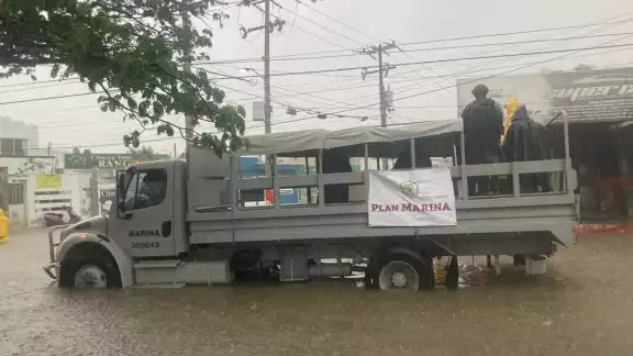 Luego de las torrenciales lluvias que se registraron el martes durante el día, seis personas fueron trasladadas al refugio temporal In Wotoch del DIF Estatal