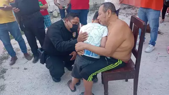 Sus familiares sufrieron una crisis nerviosa por lo que tuvieron que ser atendidos por la Cruz Roja Sus familiares sufrieron una crisis nerviosa por lo que tuvieron que ser atendidos por la Cruz Roja