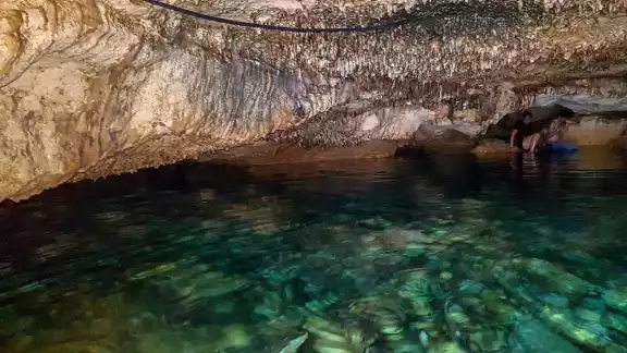 El hombre fue auxiliado del cenote El Pocito de Hunucmá, pero ya no tenía signos vitales El hombre fue auxiliado del cenote El Pocito de Hunucmá, pero ya no tenía signos vitales