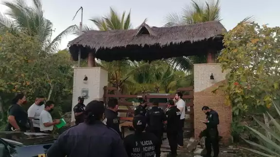 El predio tomado por la fuerza, se encuentra en predio veraniego que se encuentra en la carretera Progreso-Telchac Puerto El predio tomado por la fuerza, se encuentra en predio veraniego que se encuentra en la carretera Progreso-Telchac Puerto