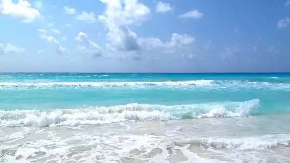 Cancún mantendrá su sensación térmica cálida durante la Semana Santa, según las previsiones de The Weather Channel Cancún mantendrá su sensación térmica cálida durante la Semana Santa, según las previsiones de The Weather Channel