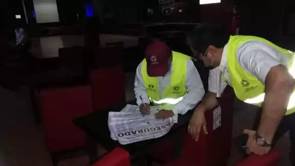 Clausuran cuatro bares de Ciudad del Carmen en operativo de la Copriscam Clausuran cuatro bares de Ciudad del Carmen en operativo de la Copriscam