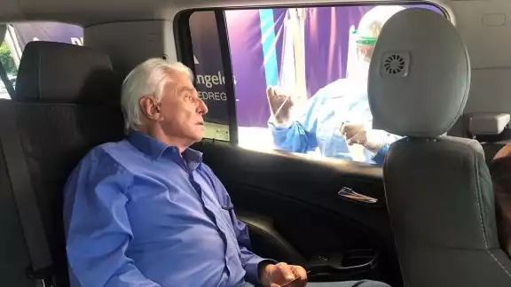 Enrique Guzmán dio positivo a COVID-19 y se mantiene estable. Foto: Instagram
