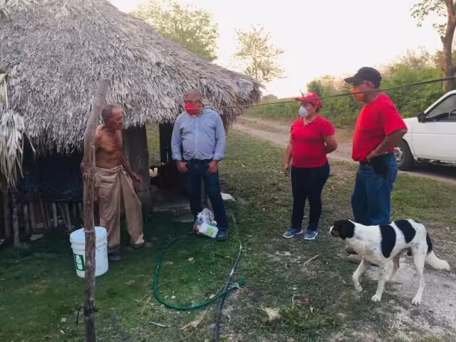 Usuarios que cumplen con sus cuotas se quejan de los morosos y demandan solución.