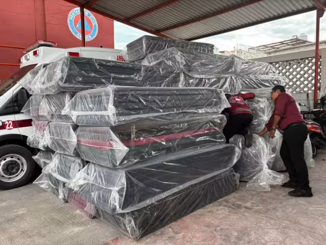 Comenzó la compra de cobertores y colchones para reforzar posibles albergues
