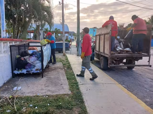 Los quejosos comentaron que desde hace más de una semana el servicio de limpia no ha pasado por varias zonas