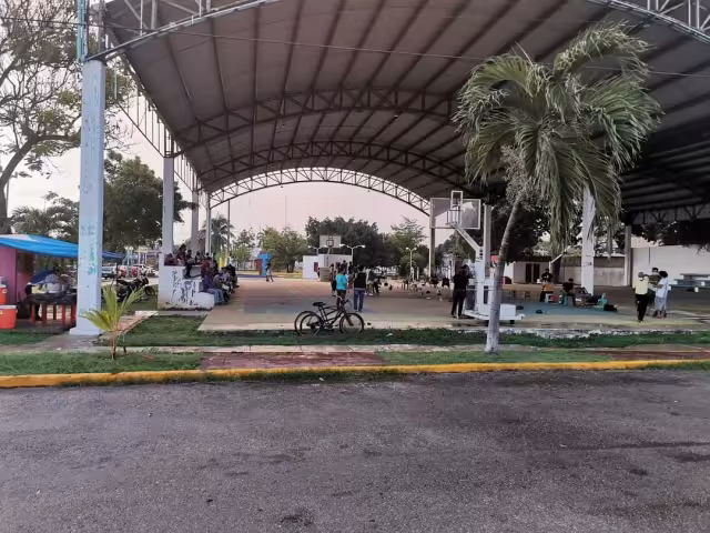 La vacunación anticovid para las personas de 18 a 29 años será en Chetumal y Calderitas