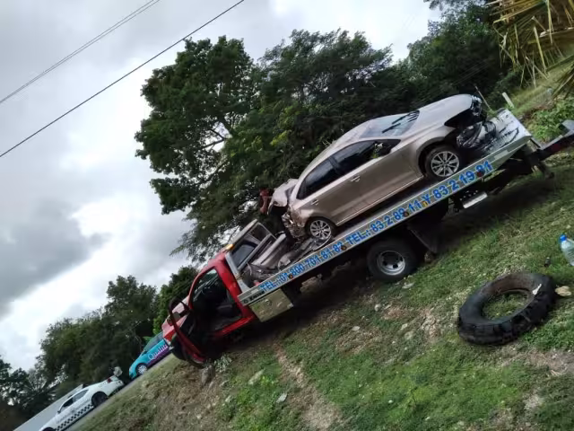 A pesar de lo aparatoso del percance, no se reportaron personas lesionadas en el accidente