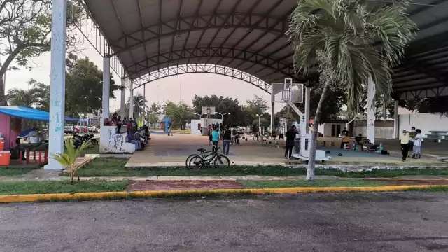 La vacunación anticovid para las personas de 18 a 29 años será en Chetumal y Calderitas