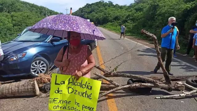 La Guardia Nacional denunció el hecho, al señalar que intentaron dialogar con los inconformes, quienes no accedieron a retirar su manifestación