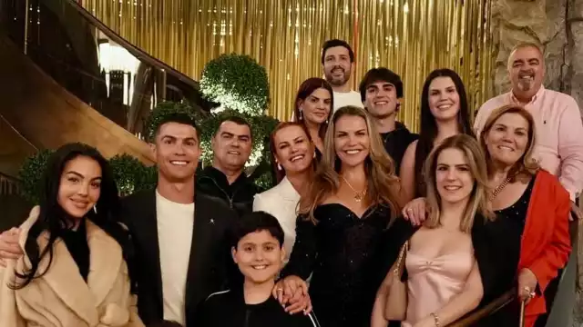 Cristiano celebró al lado de sus seres queridos