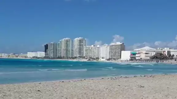 Cancún es uno de los destinos turísticos más importantes de Quintana Roo, conocido a nivel internacional