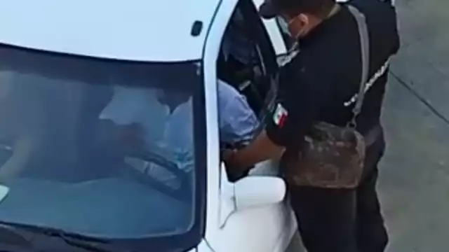 El policía recibía dinero a cambio de no multar