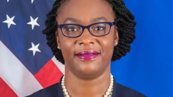 Dorothy Ngutter estará ocupando el lugar de Courtney Beale, quien fue trasladada a Washignton a un nuevo encargo Dorothy Ngutter estará ocupando el lugar de Courtney Beale, quien fue trasladada a Washignton a un nuevo encargo
