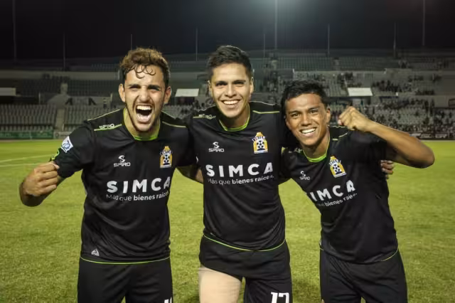 Ambos equipos se enfrentaron en la Jornada 1 de la Liga Premier llevando como resultado una unidad por bando