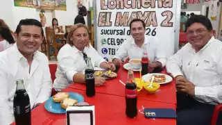 Mauricio Vila Dosal pasará la noche en la región poniente de Yucatán para atender a los pobladores