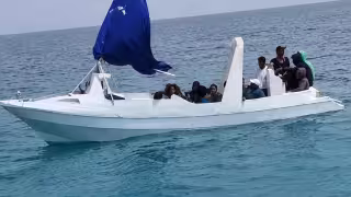 Rescatan a 19  balseros cubanos frente a Chicxulub Puerto tras nueve días a la deriva