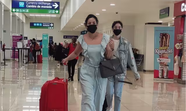 La mañana de este martes pasajeros volaron al aeropuerto de Santa Lucía