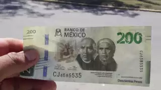Es importante conocer los elementos que te ayudarán a identificar si un billete es falso