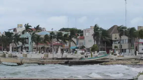 Se esperan fuertes rachas de viento en Quintana Roo Se esperan fuertes rachas de viento en Quintana Roo