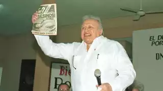 Don Mario Renato Menéndez Rodríguez, director fundador de POR ESTO!, se ha encargado de llevar al periódico para informar a la Península de Yucatán
