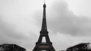 Una mujer fue atacada por un grupo en la capital de Francia