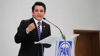 No sólo una denuncia pesa contra el panista, una joven de nombre María evidenció que desde el 2017 existe una demanda, pero la FGE de Guanajuato le ha dado carpetazo